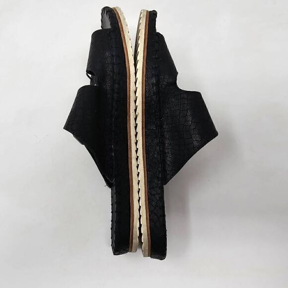 TRASK BLACK LEATHER SNAKE PRINT CARLI SLIDE BUCKLE SANDAL WOMENS SIZE 8 M - Picture 6 of 8
